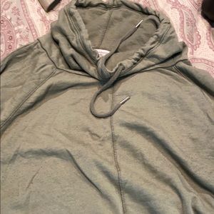 Green maternity sweatshirt